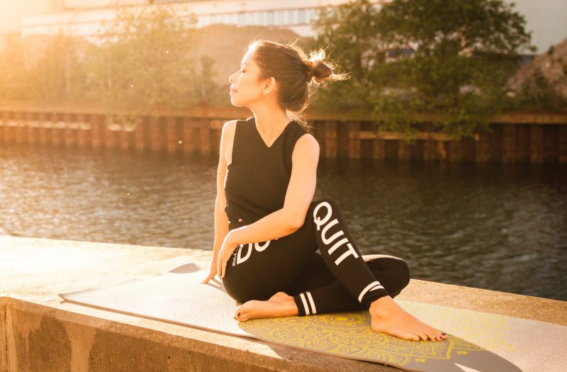 breathe properly while doing yoga